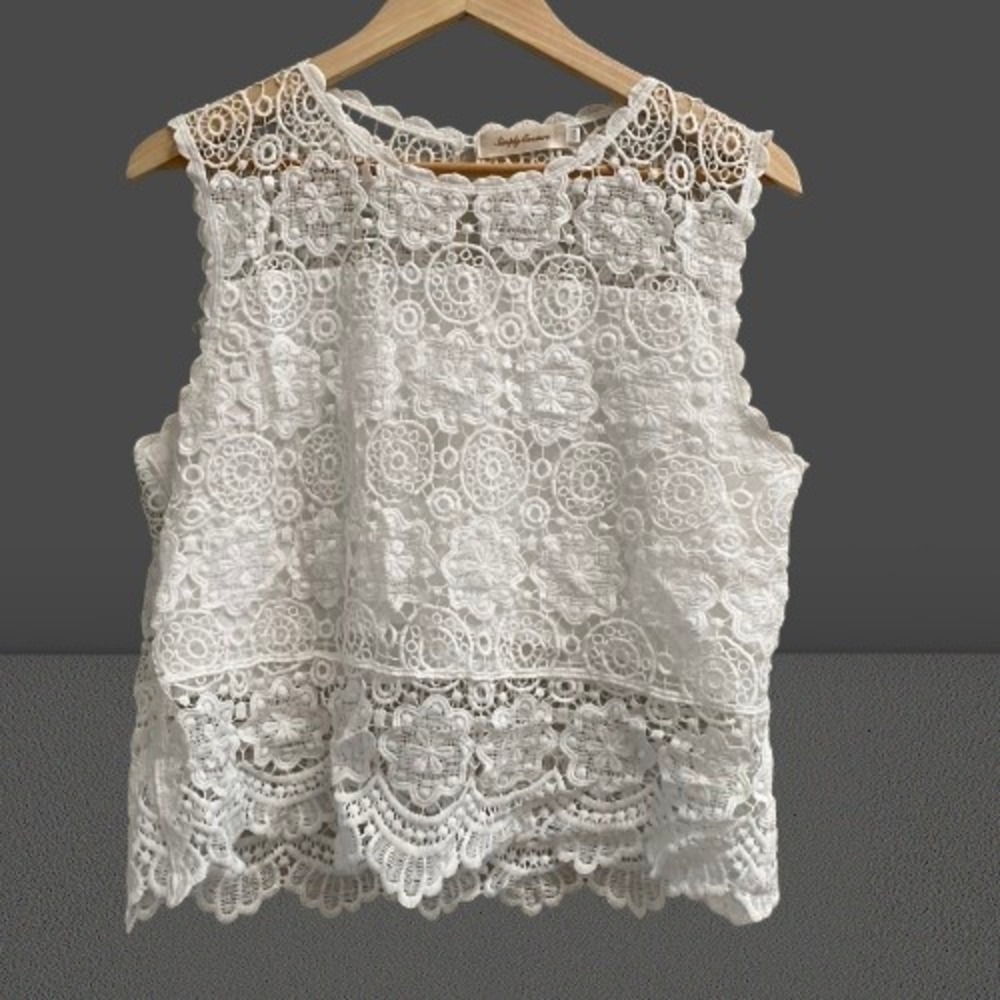 Simply Couture White Crochet Lace Sleeveless Blouse